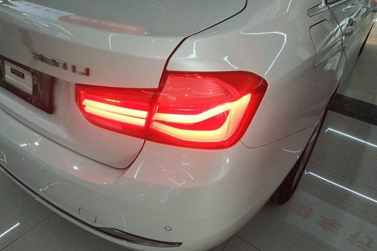 Used BMW 3 Series 2017 320Li Fashion Model
