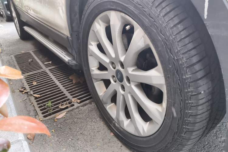 Used Ford Kuga 2013 1.6L GTDi 4x4 Elite Model