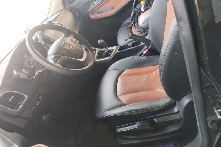 Used Baojun 560 2015 1.8L Manual Elite Edition
