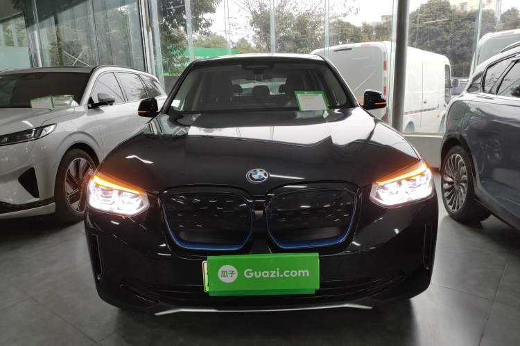 Used BMW iX3 2021 Updated Leading Edition
