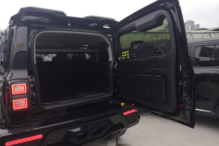 Used Tank 300 2025 2.0T Conqueror
