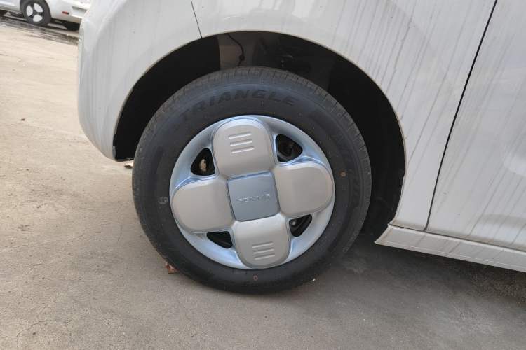 Used Geely Galaxy Panda 2024 Panda Mini 200km Endurance Bear
