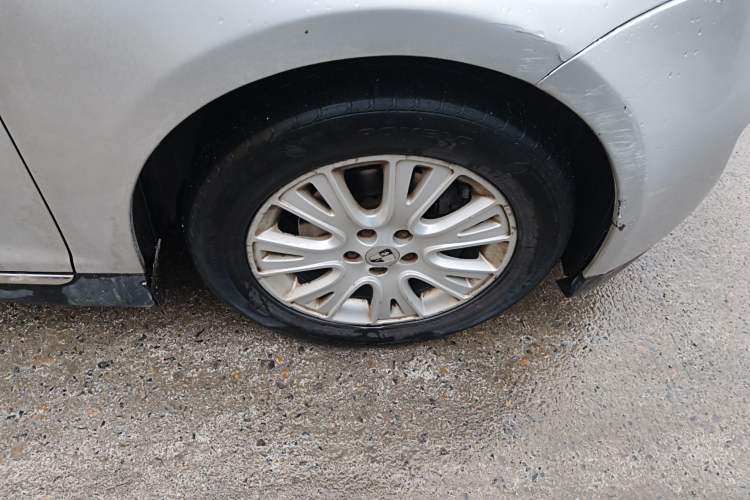 Used Roewe 550 2012 550S 1.8L Automatic Start Prestige Edition
