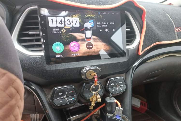 Used GAC Trumpchi GS4 2017 235T G-DCT Two-Wheel Drive Elite Edition
