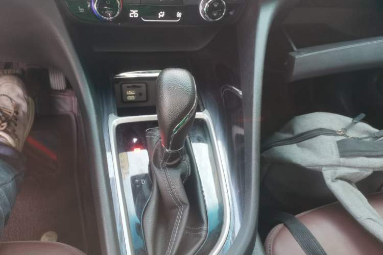 Used Buick GL6 2019 18T 6-Seater Connected Luxury Version China VI Standard