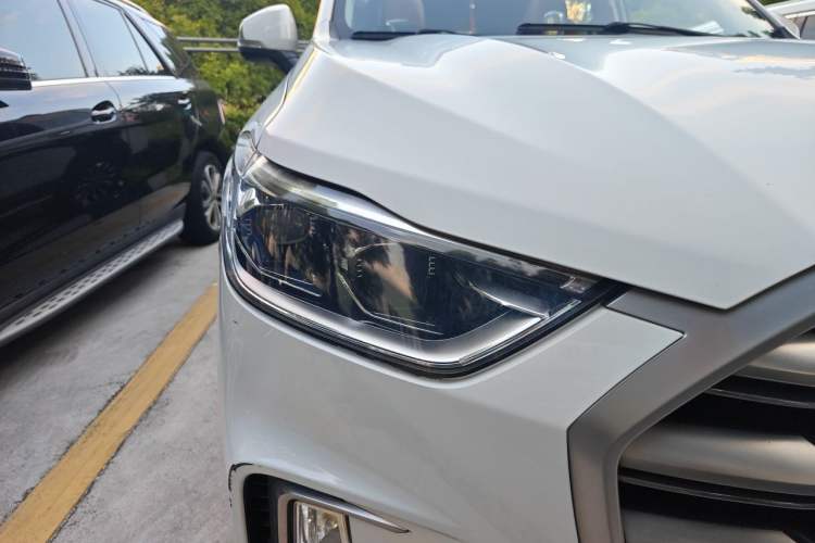 Used SAIC MAXUS D90 2017 2.0T Automatic All-Wheel Drive Sirius