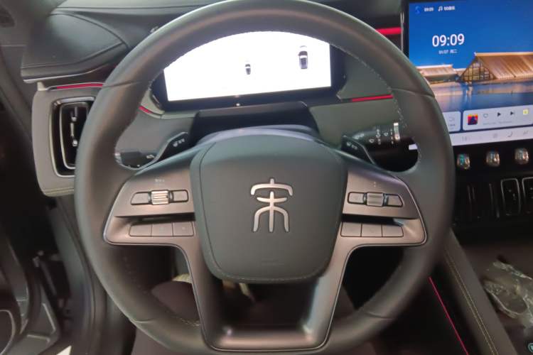 Used BYD Song L EV 2025 Intelligent Driving Version 602 km Range LiDAR-equipped All-Wheel-Drive Type