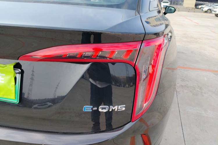 Used Hongqi E-QM5 2023 Revised Version Basic Travel Edition
