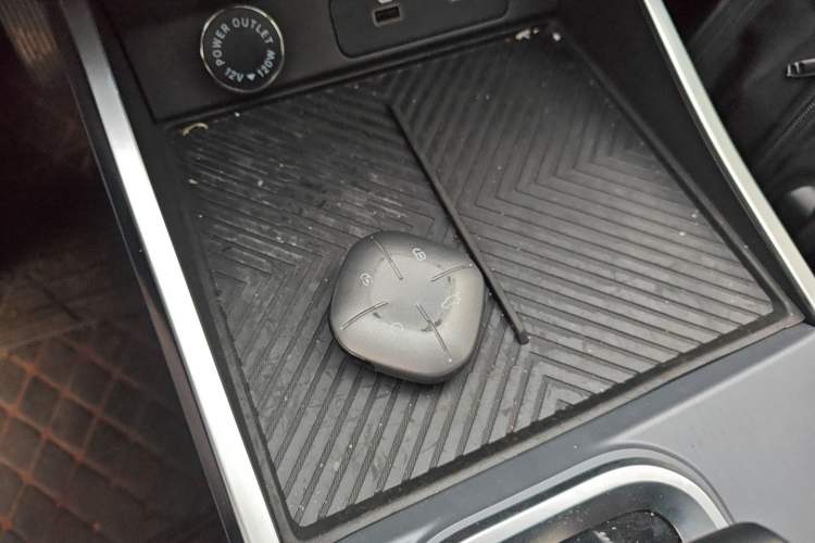 Used JETOUR Dashing 2025 1.5T DCT Youth UP