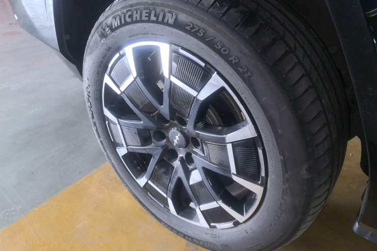 Used Formula Leopard Leopard 8 2025 Smart & Brave Flagship Edition 7 Seats