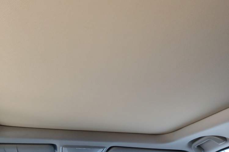 Used Honda CR-V 2021 240TURBO CVT Two-Wheel Drive Urban Edition Headliner