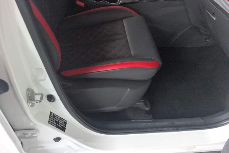 Used FORTHING T5 2021 1.6L Manual Comfort Model
