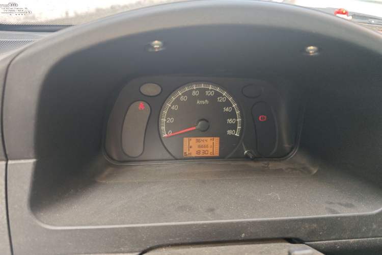 Used Wuling Zhiguang 2015 1.2L S Practical Model LSI