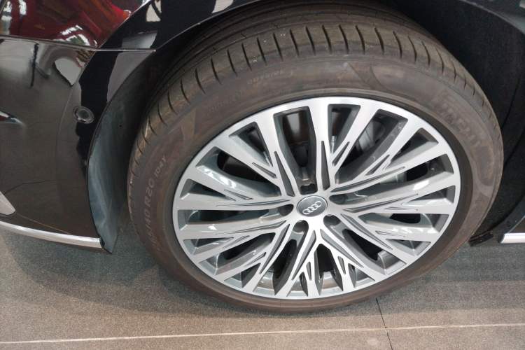 Used Audi A8 2019 Plus A8L 55 TFSI quattro Luxury Model