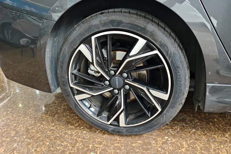 Used Lynk & Co 03 2023 1.5TD DCT JingPro
