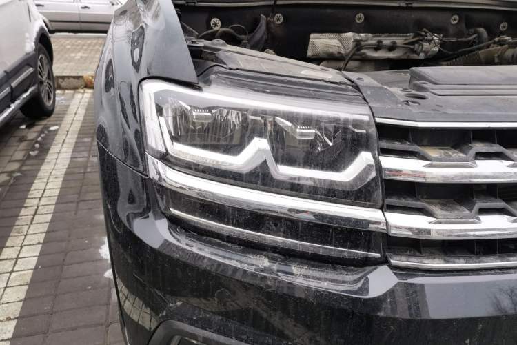 Used Volkswagen Teramont 2019 330TSI Two-Wheel-Drive Luxury Edition China VI Standard
