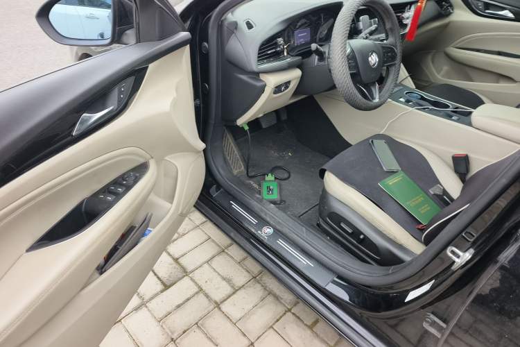 Used Buick Regal 2020 552T Elite Edition Driver Seat