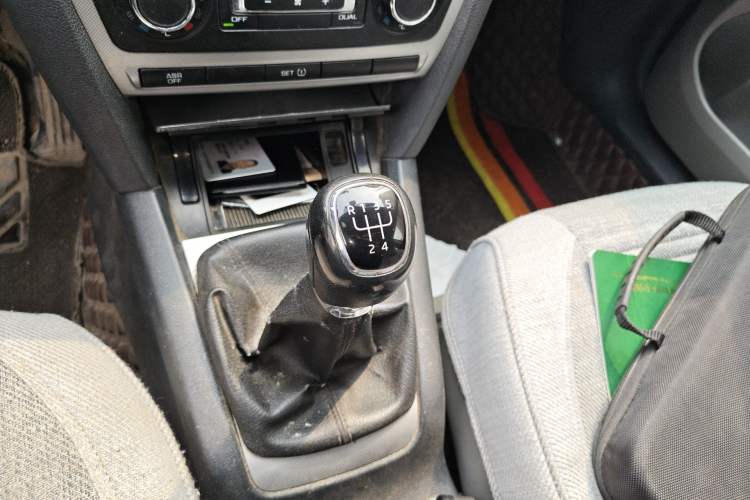 Used Skoda Octavia 2013 1.6L Manual Yijun Edition