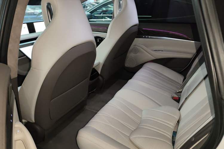 Used IM L7 2022 Dynamic Model
