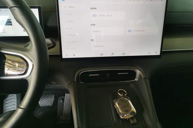 Used Chery Fengyun T8 2025 1.5T 130 km Comfort Edition 5-Seater Audio And AC Panel