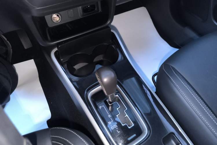 Used Mitsubishi Outlander 2020 2.0L Two-Wheel Drive Enjoyment Version 5 Seats