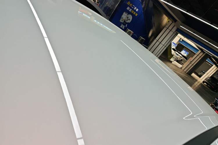 Used Geely Galaxy L6 2025 EM-i 140km Long-Range Version
