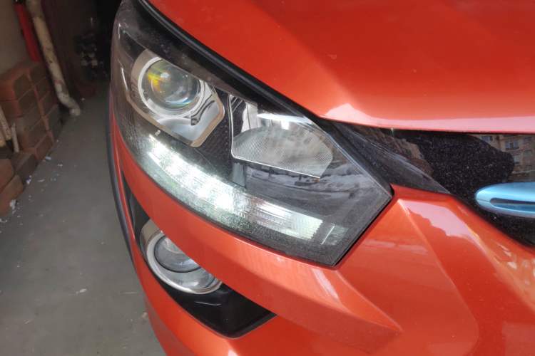 Used BAIC New Energy EX 2018 EX360 New Style Edition Right Front Headlight