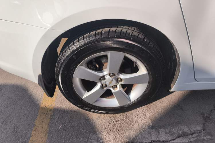 Used Chevrolet Cruze 2013 Hatchback 1.6L Automatic Luxury Model
