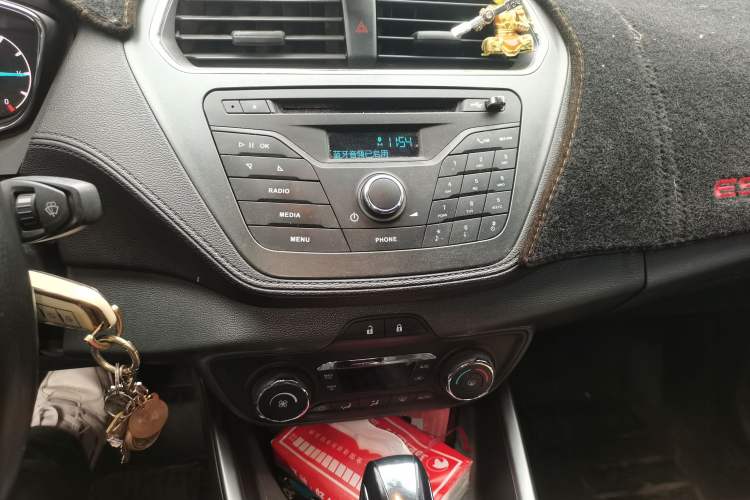 Used Ford Escort 2015 1.5L Automatic Fashion Model