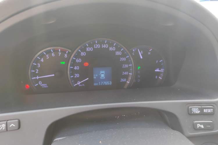 Used Toyota Crown 2012 2.5L Royal Navigation Edition