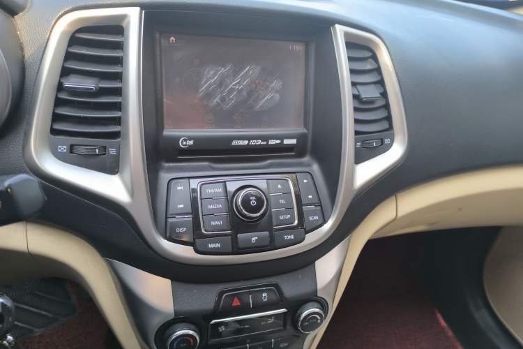 Used Changan Eado 2014 1.6L Manual Luxury Model