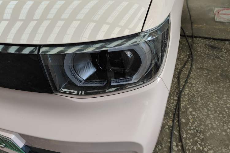 Used Wuling Hongguang MINIEV 2021 Macaron Premium Model – Lithium Iron Phosphate
