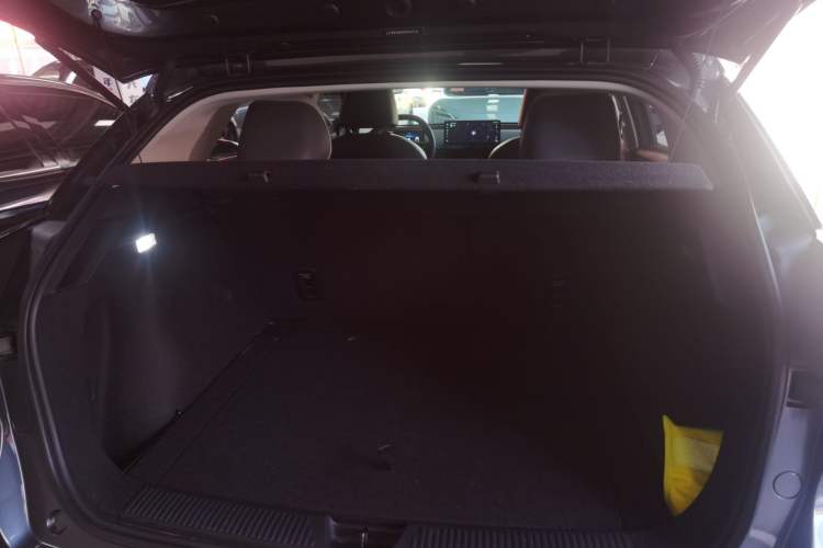 Used MG 4 EV 2023 415 km Range Sea-Faring Champion Edition