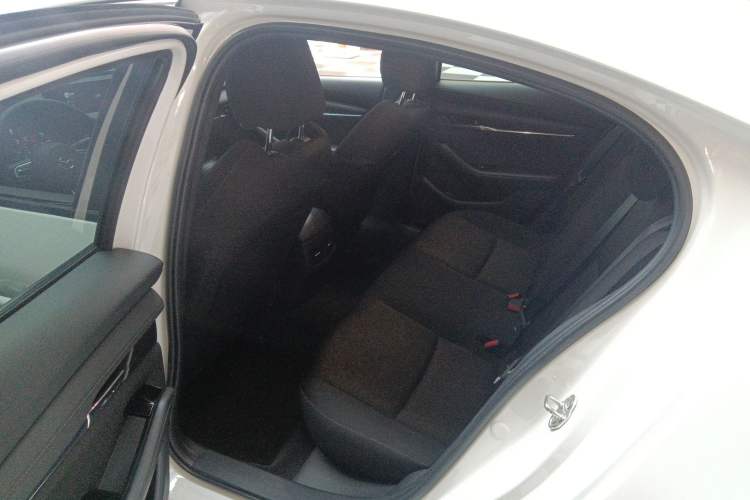 Used Mazda Mazda 3 Axela 2023 2.0L Automatic ZhiXuan Edition