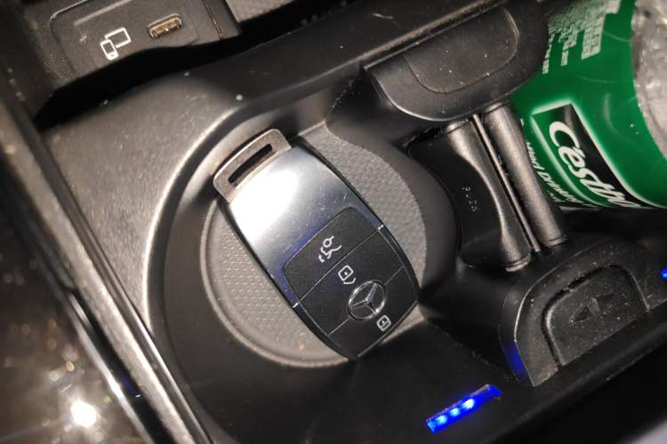 Used Mercedes-Benz GLB 2023 GLB 220 4MATIC Interior 1