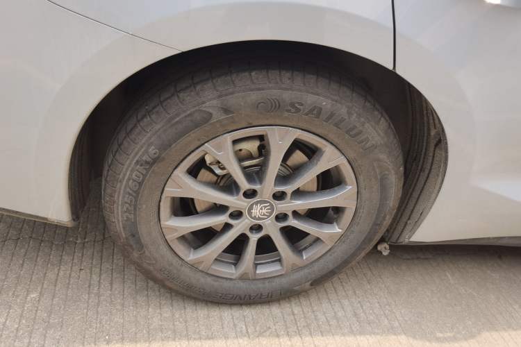 Used BYD Qin L 2025 DM-i Smart Drive 80KM Leading Model Exterior 5