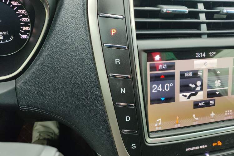 Used Lincoln MKX 2017 2.0T Four-Wheel Drive Zunya Edition Gear Lever