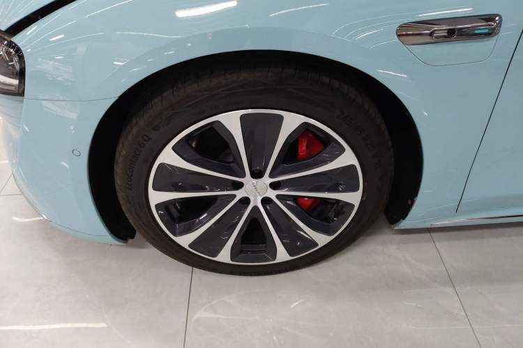 Used Hima Luxeed S7 2025 785 km Ultra