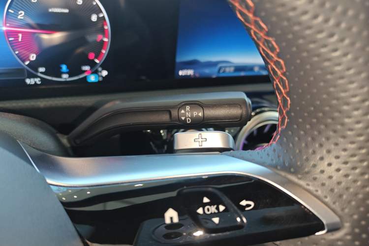 Used Mercedes-Benz A-Class 2023 A 200 L Fashion Model Gear Lever