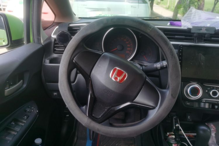 Used Honda Fit 2018 1.5L CVT Trendy Sports Edition Steering Wheel