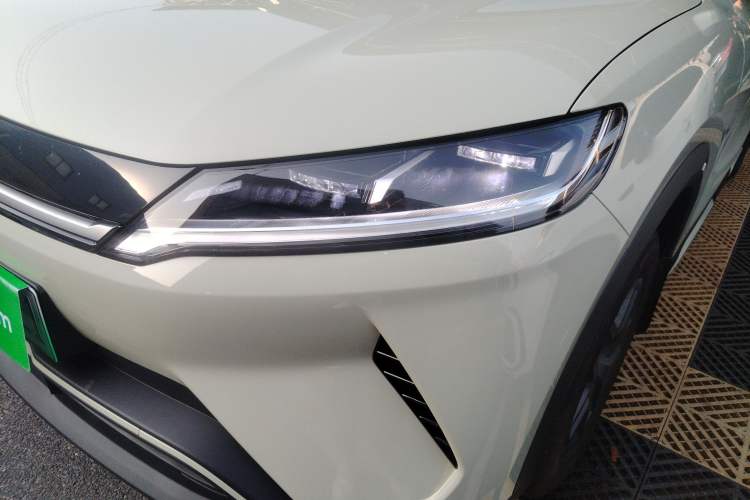 Used BYD Yuan UP 2025 Model 301KM Leading Version