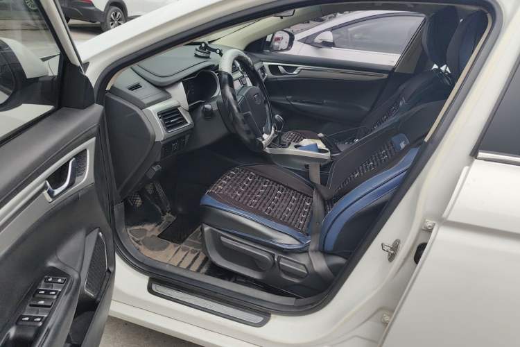 Used Geely Auto Emgrand GL 2017 1.8L Manual Elite Model Steering Wheel