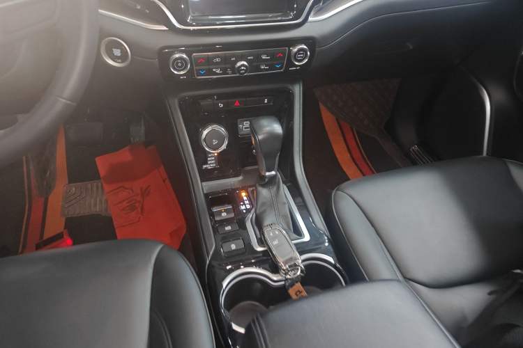 Used Jeep Grand Commander 2018 2.0T Four-Wheel Drive Enjoyment Edition China VI
