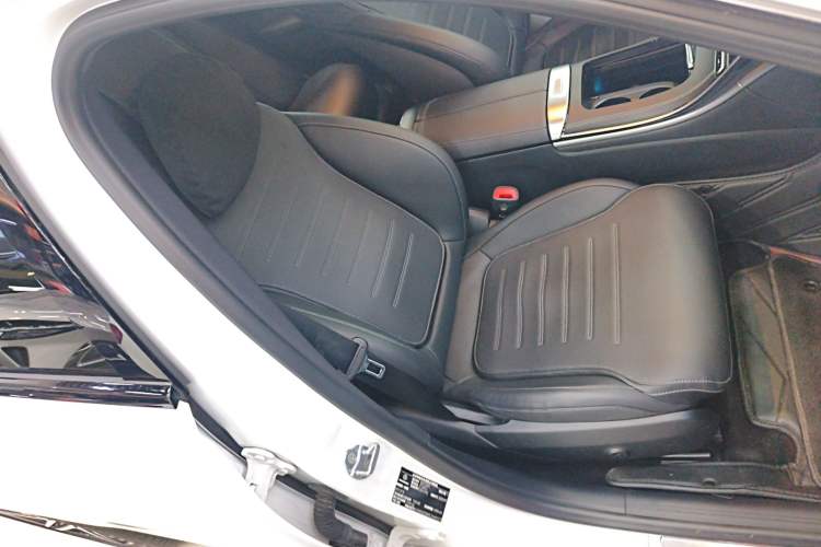 Used Mercedes-Benz C-Class 2023 Second Facelift C 260 L Starry Night Sports Edition