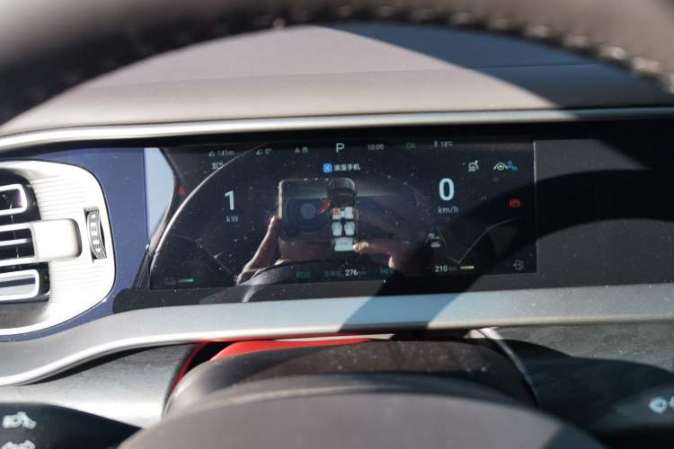 Used Denza D9 2024 DM-i 980 Four-Wheel Drive Prestige Model
