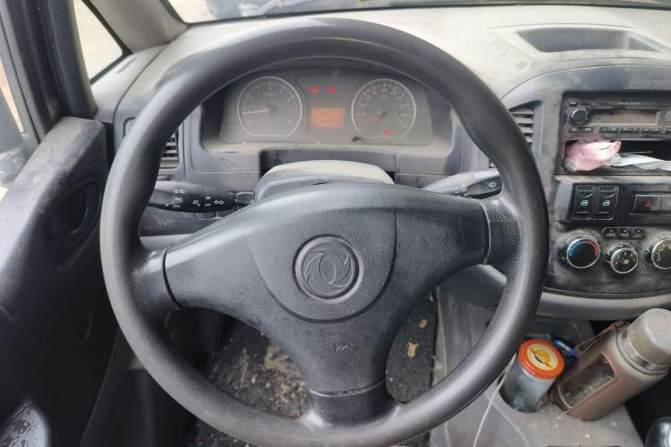 Used FORTHING Lingzhi 2012 Commercial Version 1.6L Utility Model
