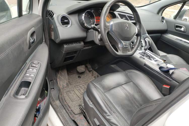 Used Peugeot 3008 2013 2.0L Automatic Trend Edition Driver Seat