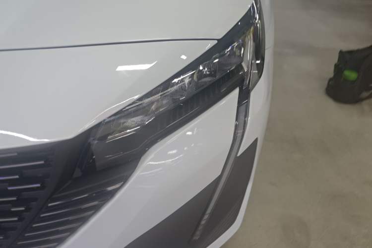 Used Peugeot 408 2024 360THP "Da Da" Edition – Romani Version Left Front Headlight