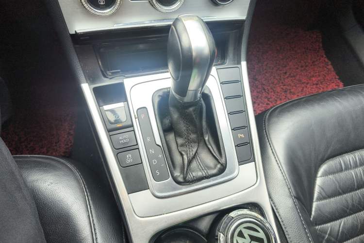 Used Volkswagen Magotan 2013 1.8TSI Luxury Model Gear Lever