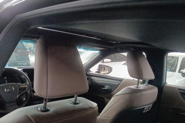 Used Lexus ES 2022 260 Excellence Edition
